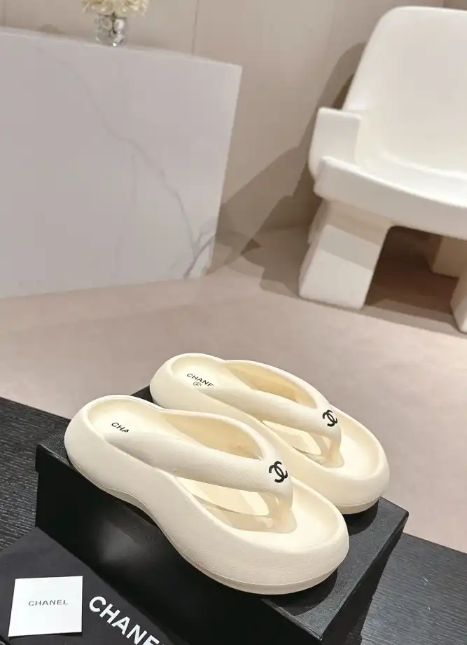 hype Chanel Slippers