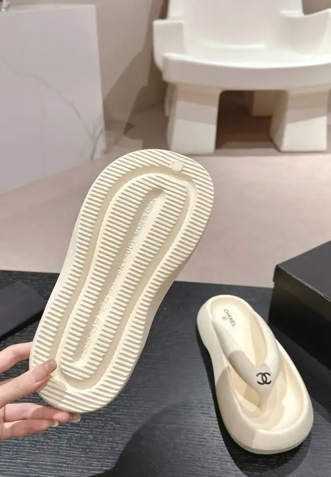 hype Chanel Slippers