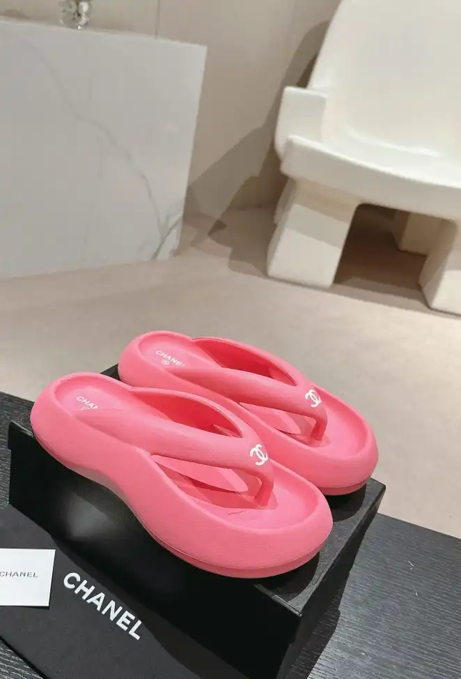 hype Chanel Slippers