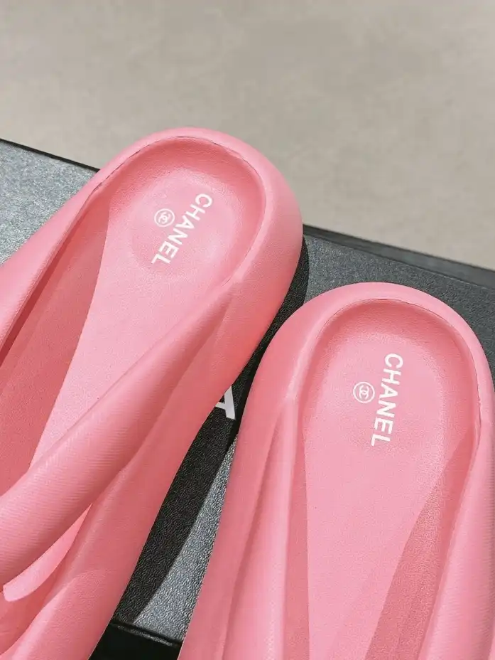 hype Chanel Slippers