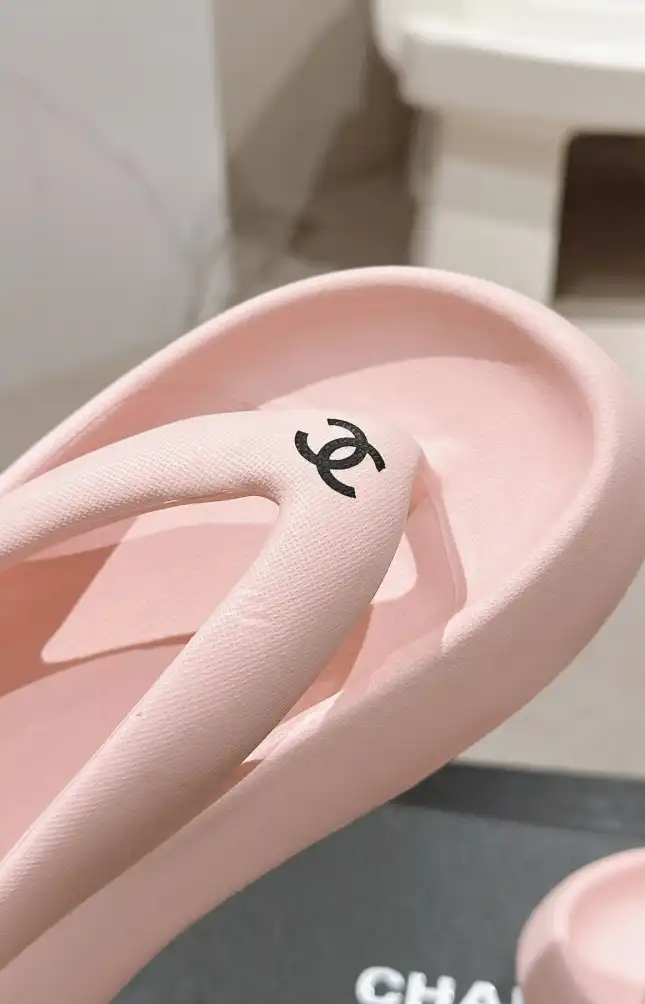 hype Chanel Slippers