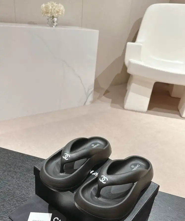 hype Chanel Slippers