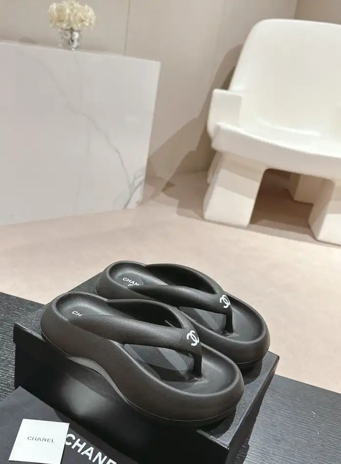 hype Chanel Slippers