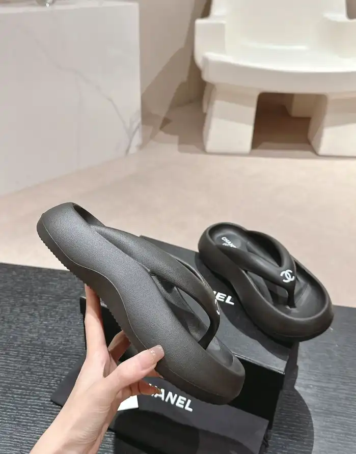 hype Chanel Slippers