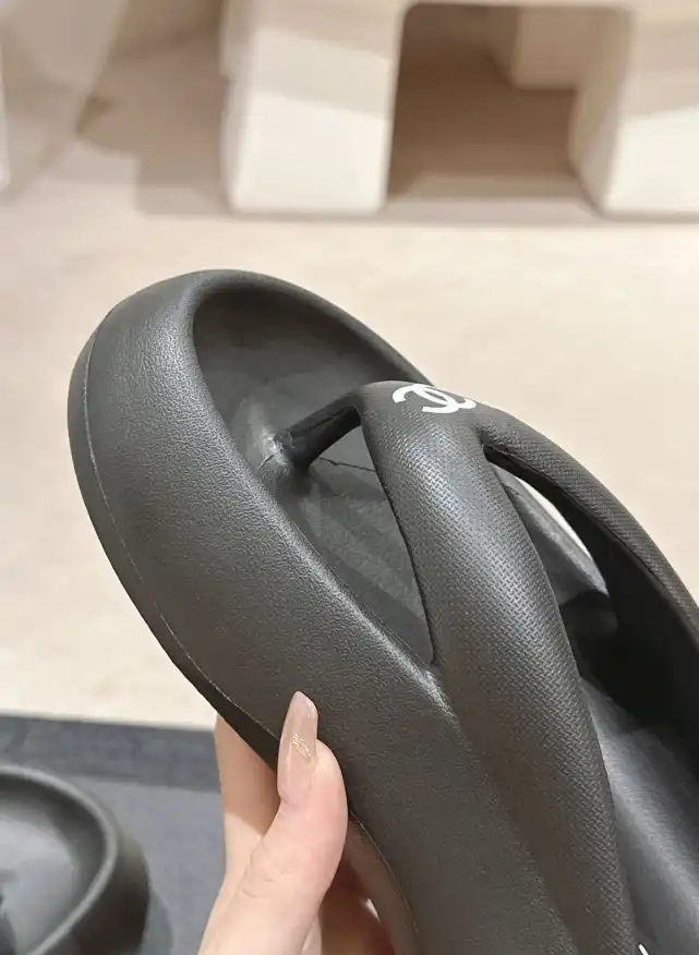 hype Chanel Slippers