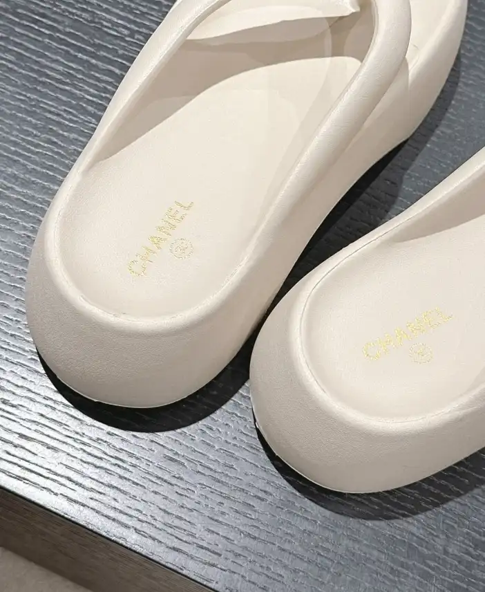 hype Chanel Slippers