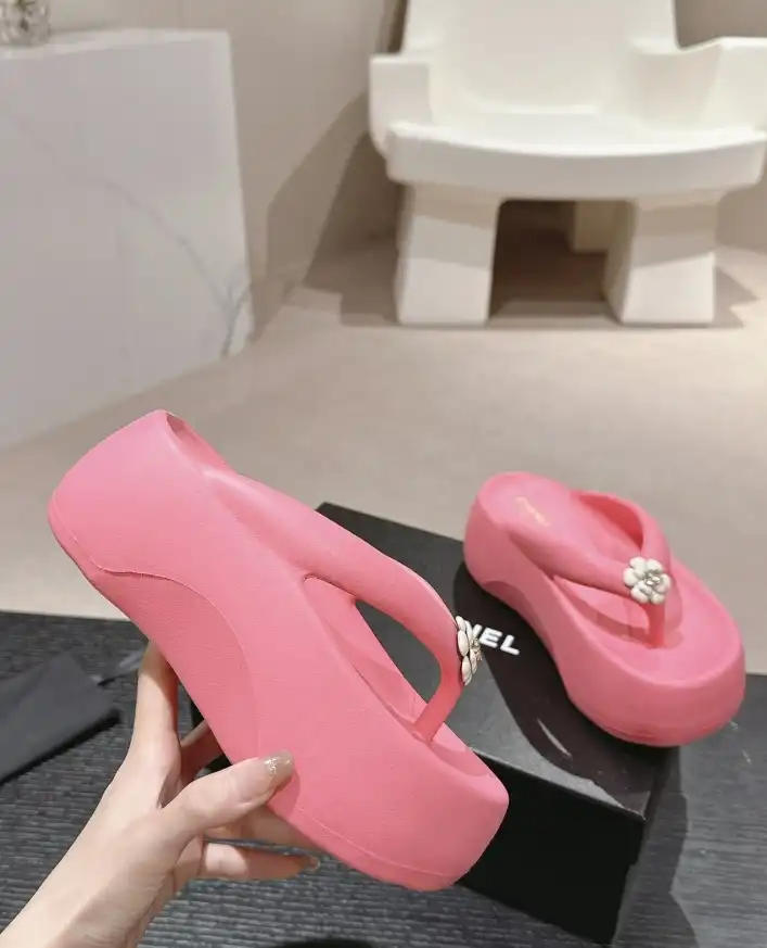 hype Chanel Slippers