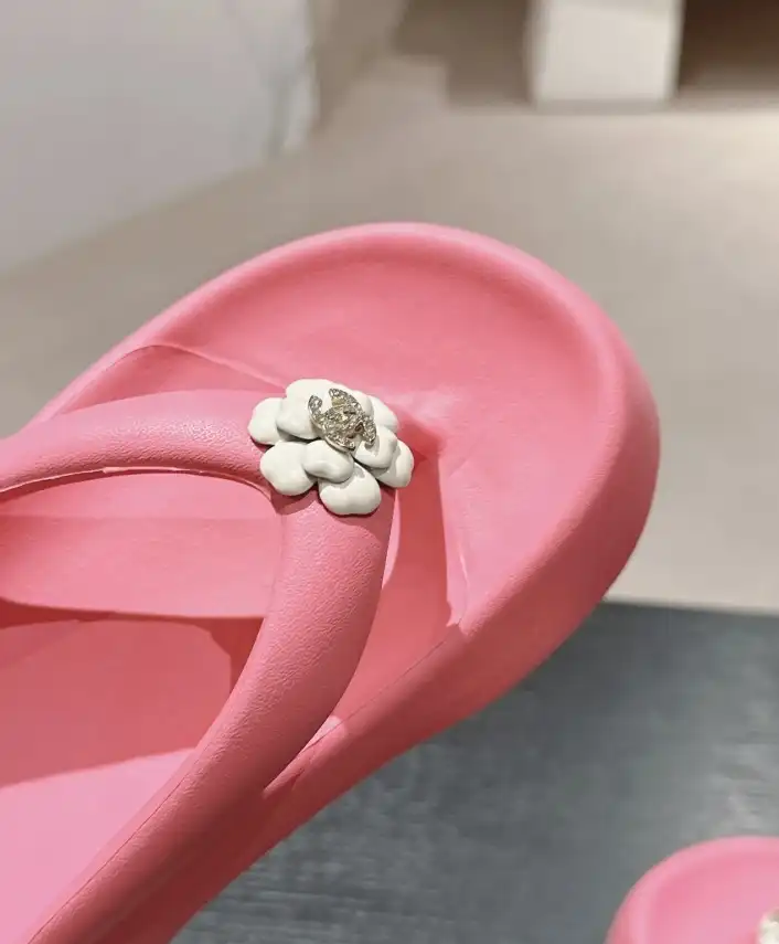 hype Chanel Slippers