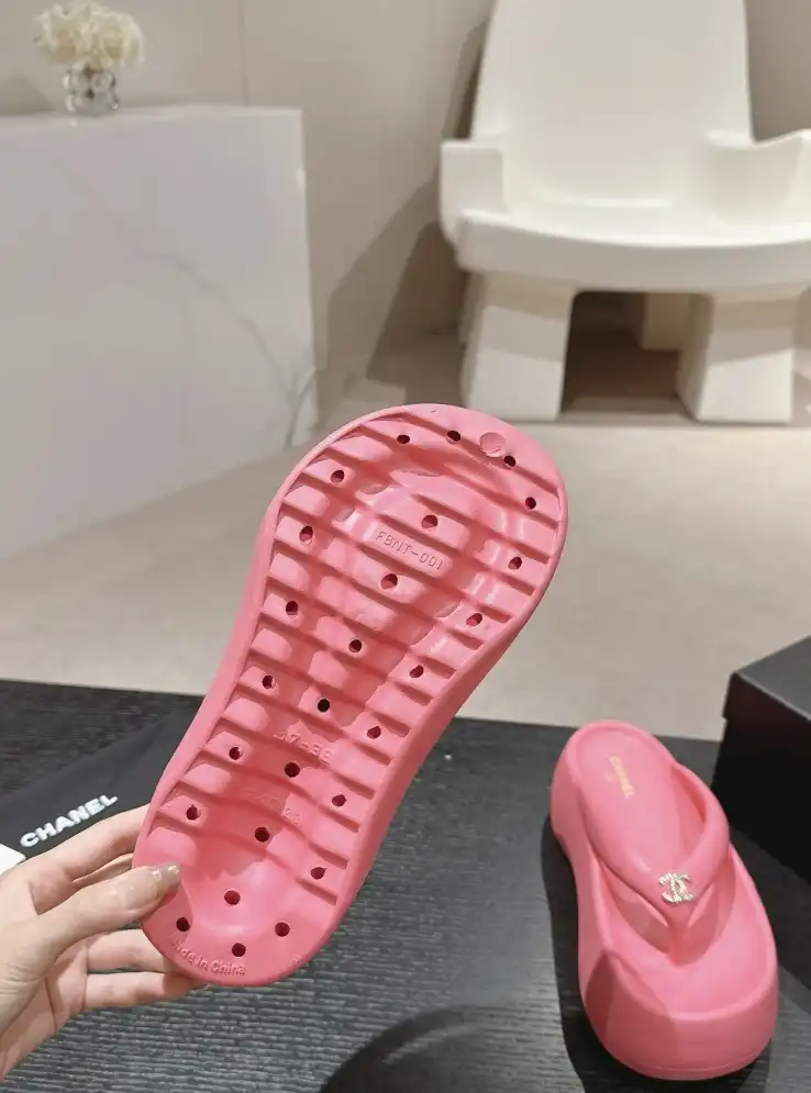 hype Chanel Slippers