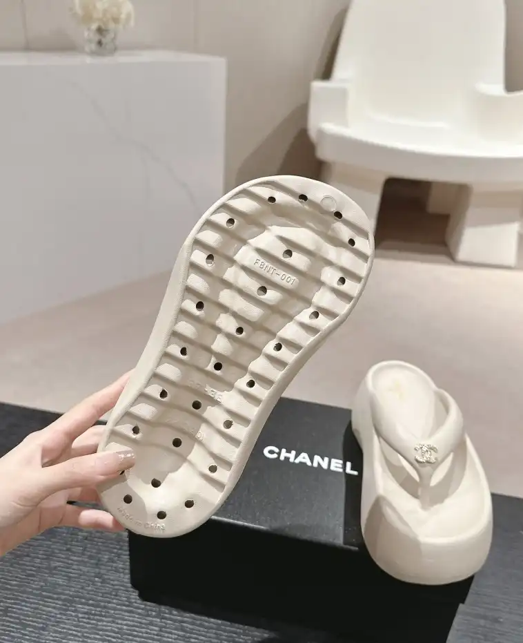 hype Chanel Slippers