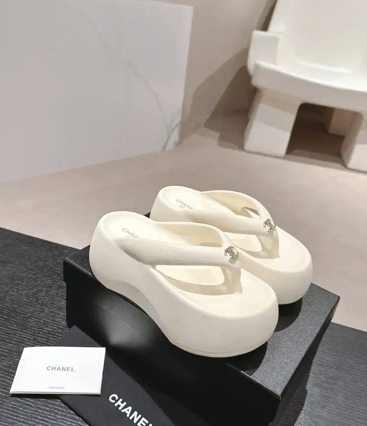 hype Chanel Slippers