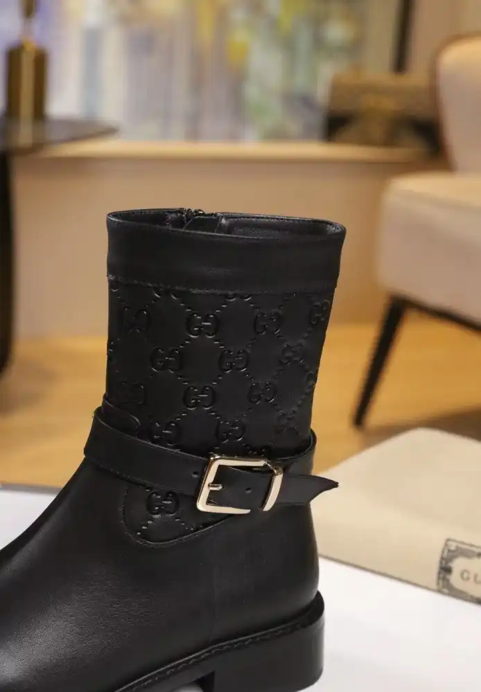 hype Gucci Boots