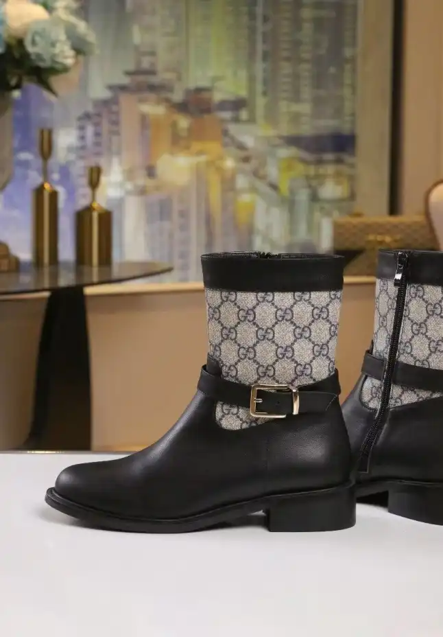 hype Gucci Boots