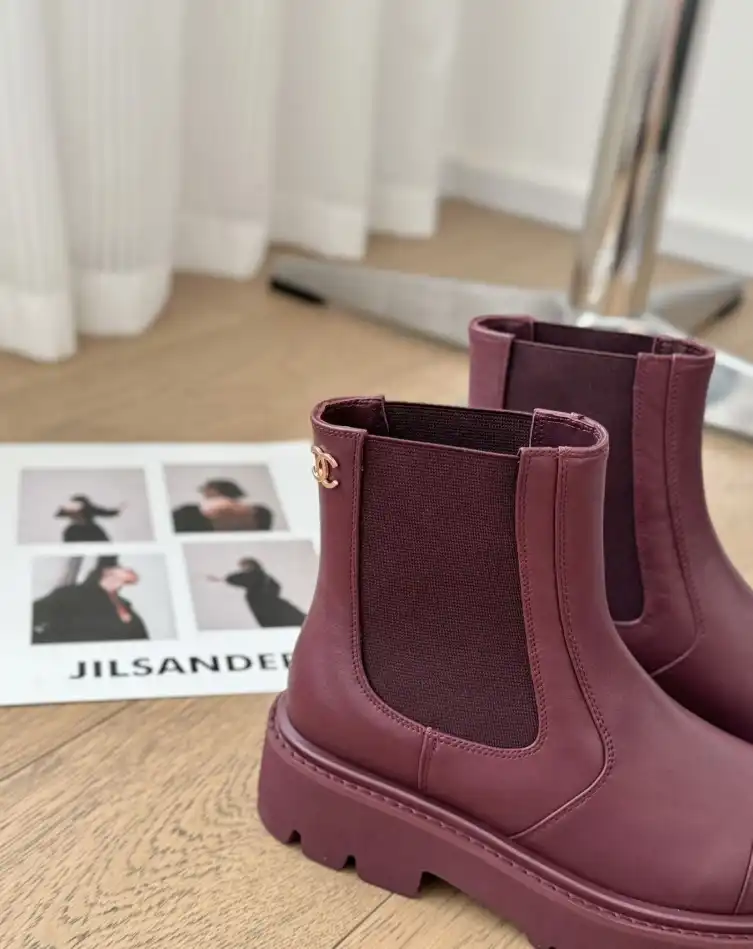 hype Chanel Boots