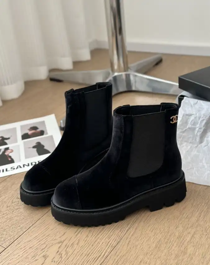 hype Chanel Boots