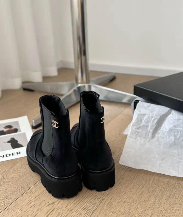 hype Chanel Boots