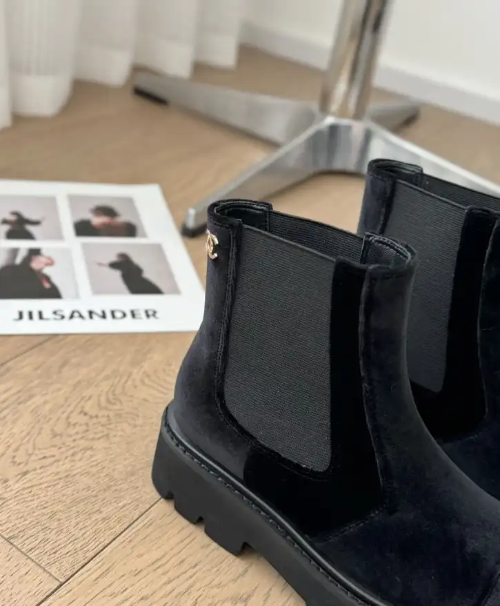 hype Chanel Boots