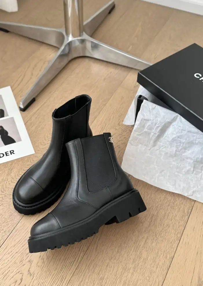 hype Chanel Boots