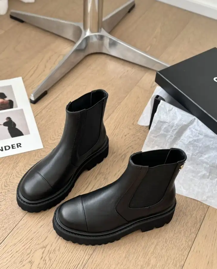 hype Chanel Boots