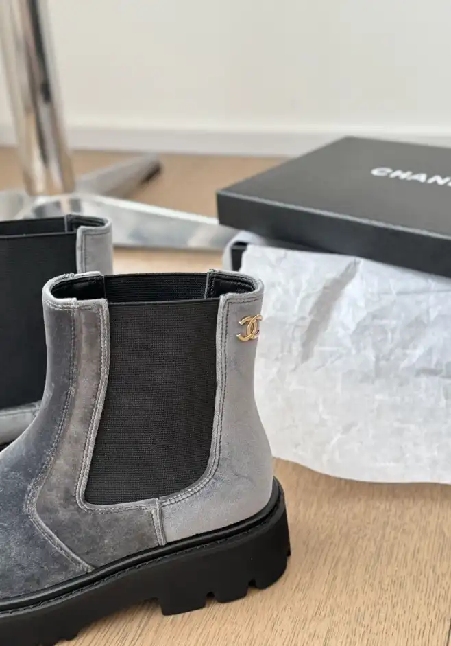 hype Chanel Boots