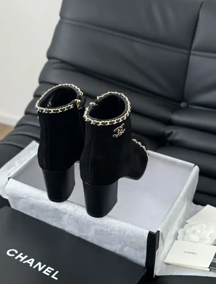 hype Chanel Boots