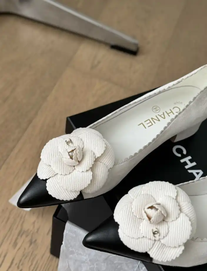 hype Chanel High Heels