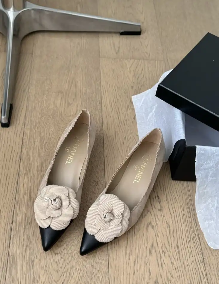 hype Chanel High Heels