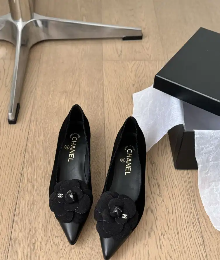 hype Chanel High Heels