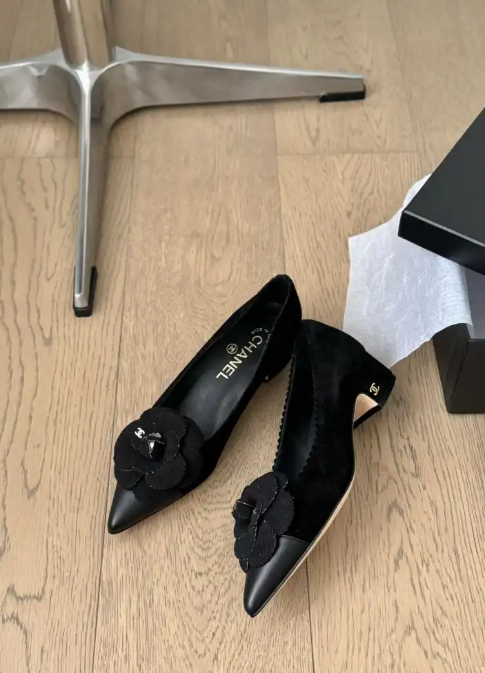 hype Chanel High Heels