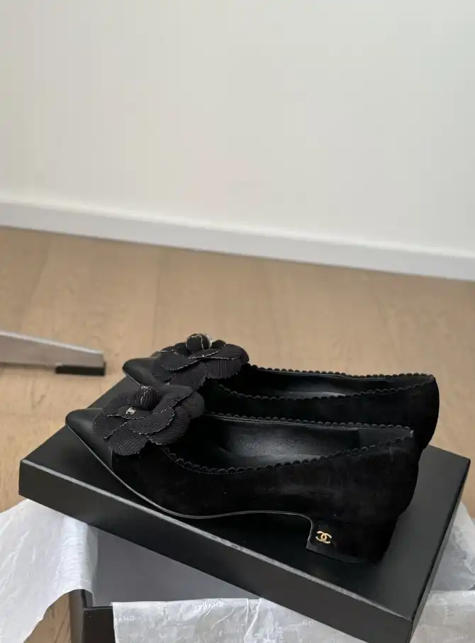 hype Chanel High Heels