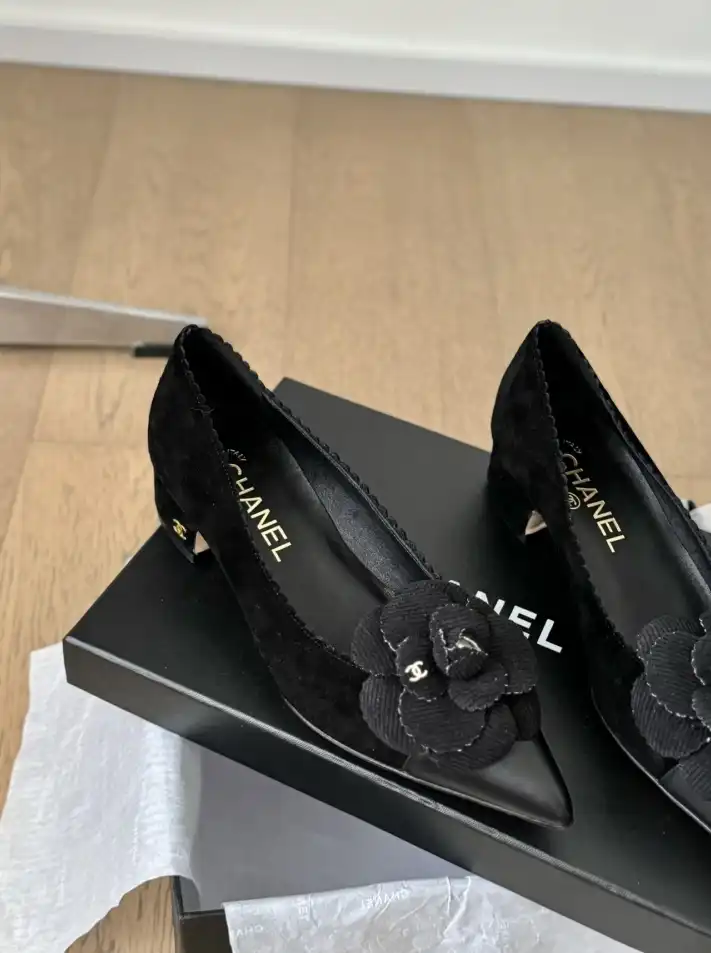 hype Chanel High Heels