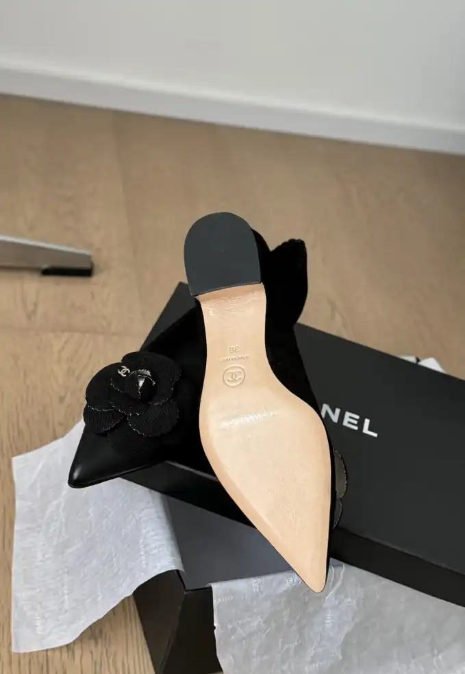 hype Chanel High Heels