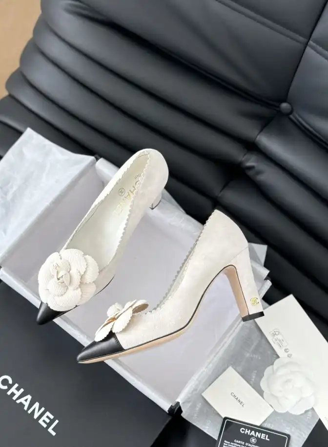 hype Chanel High Heels