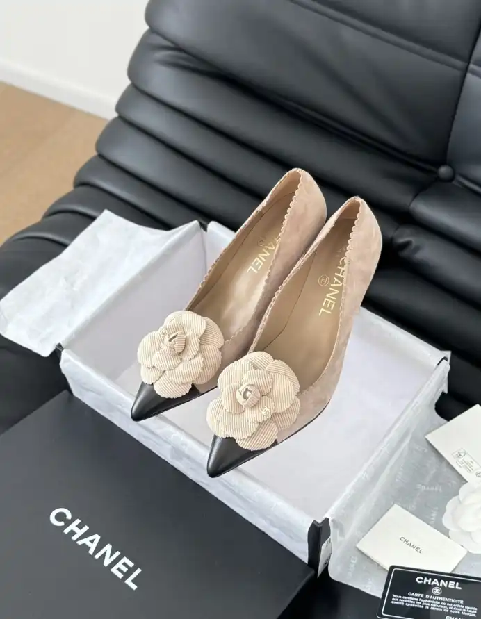 hype Chanel High Heels