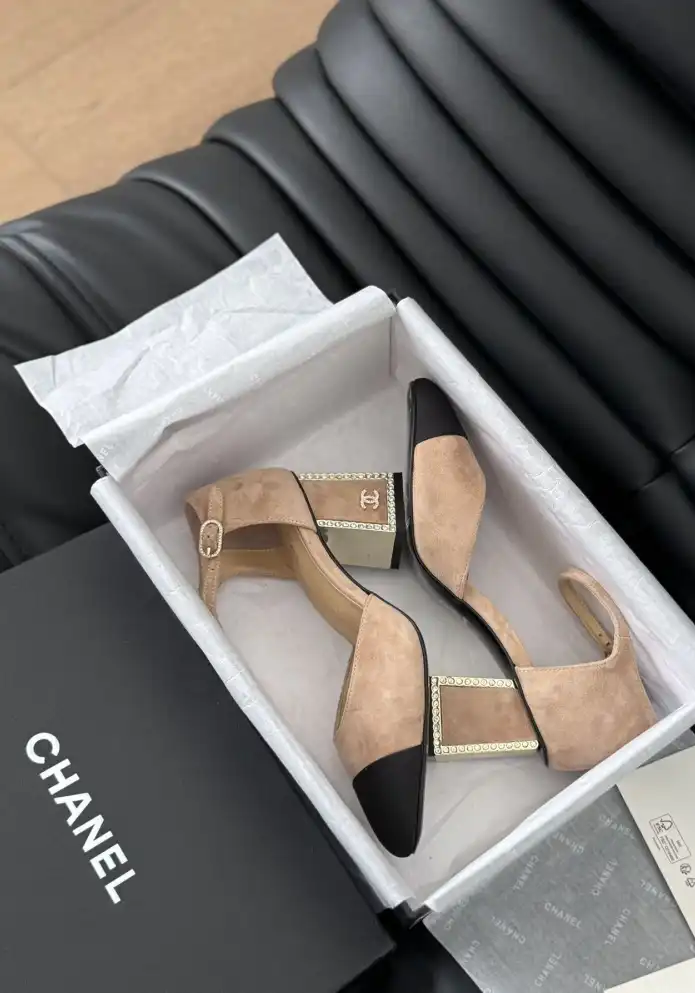 hype Chanel High Heels