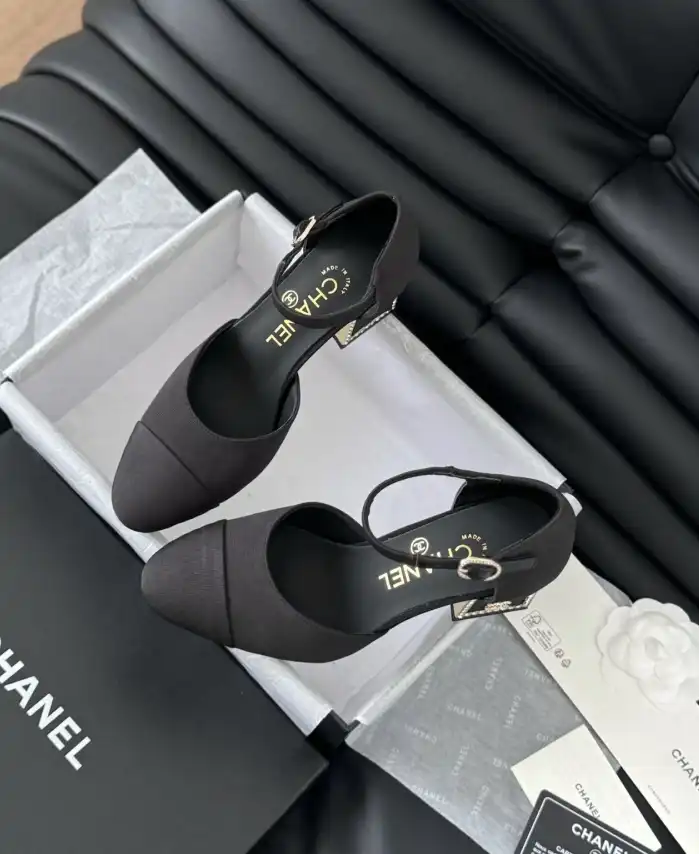 hype Chanel High Heels