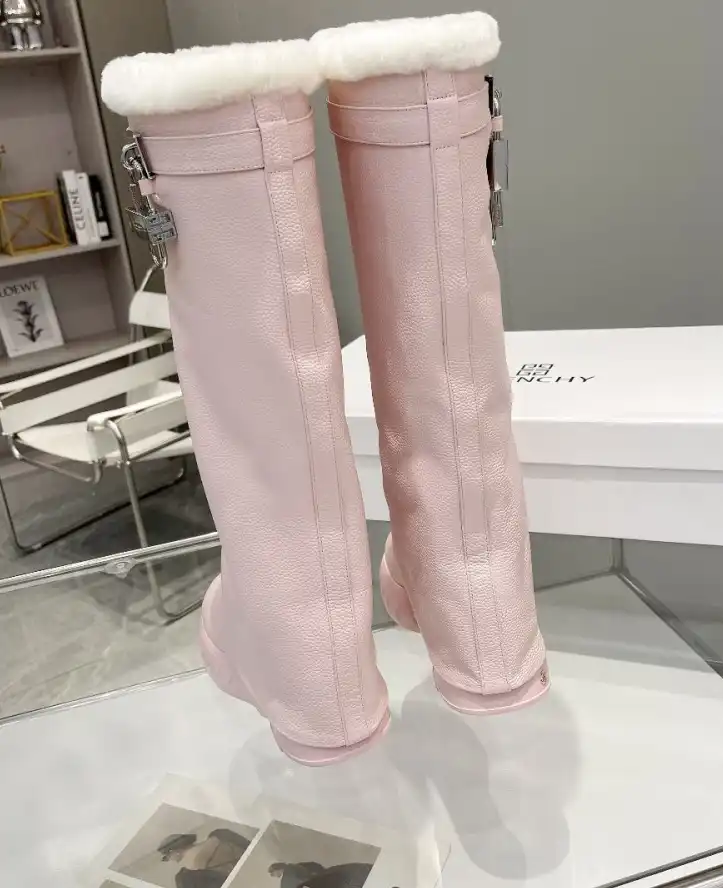 hype Givenchy Boots