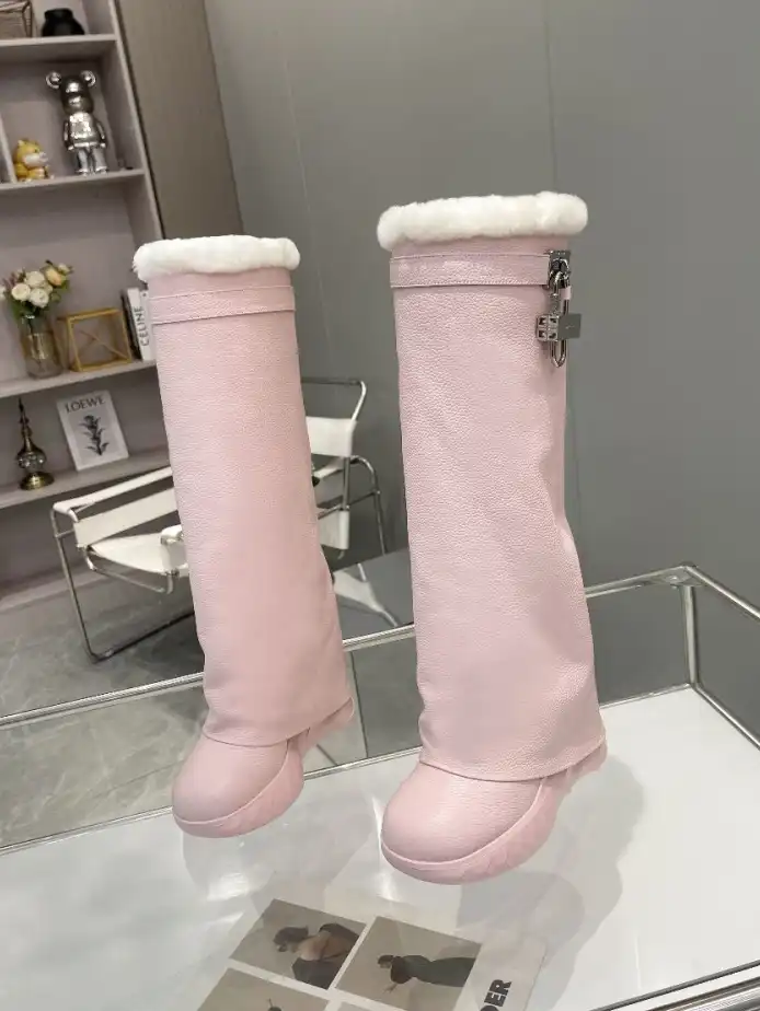 hype Givenchy Boots