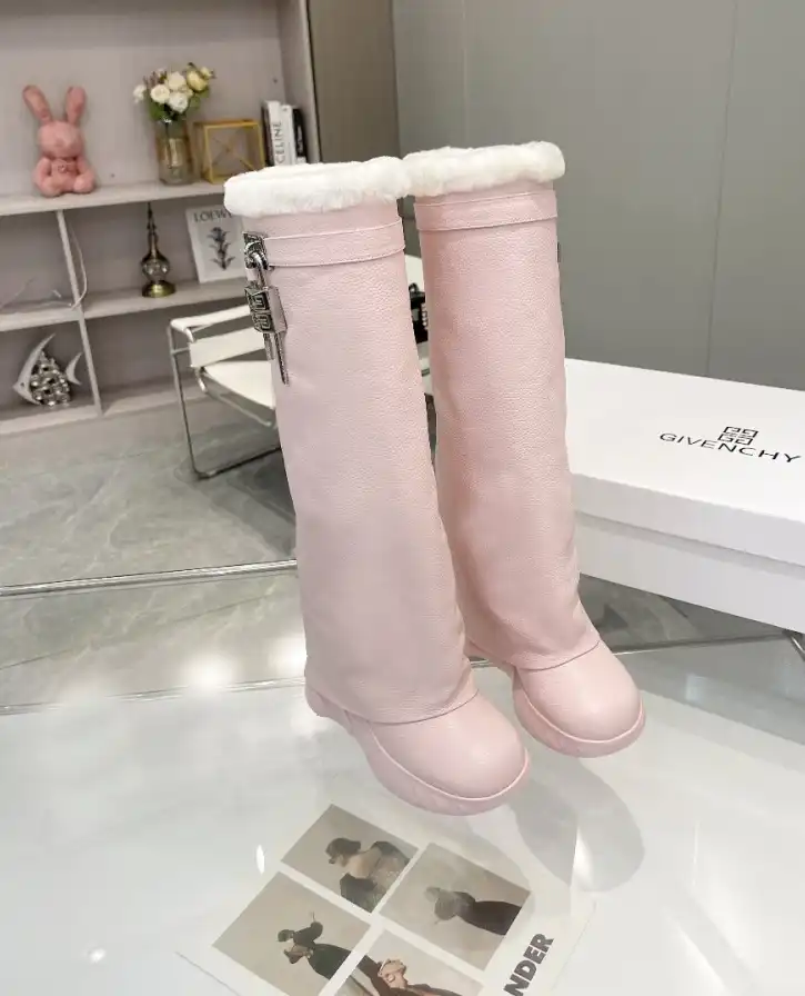 hype Givenchy Boots