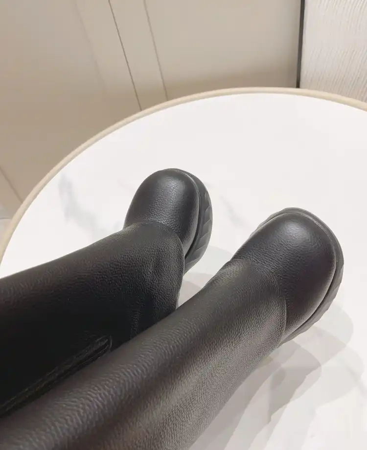 hype Givenchy Boots