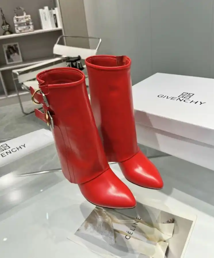 hype Givenchy Boots