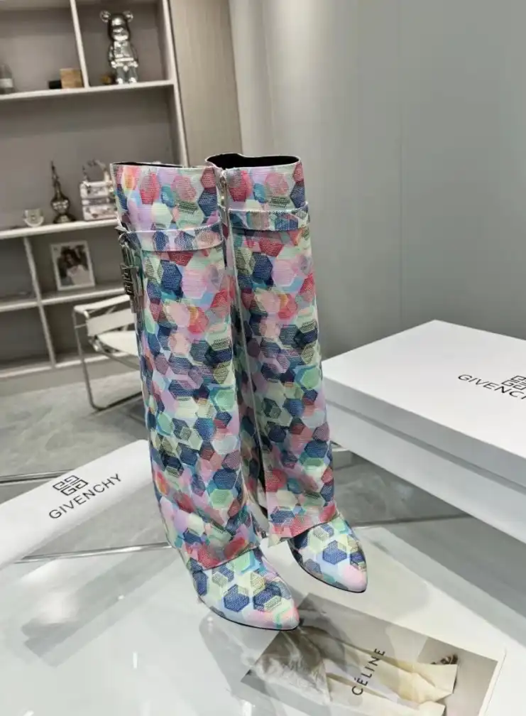 hype Givenchy Boots