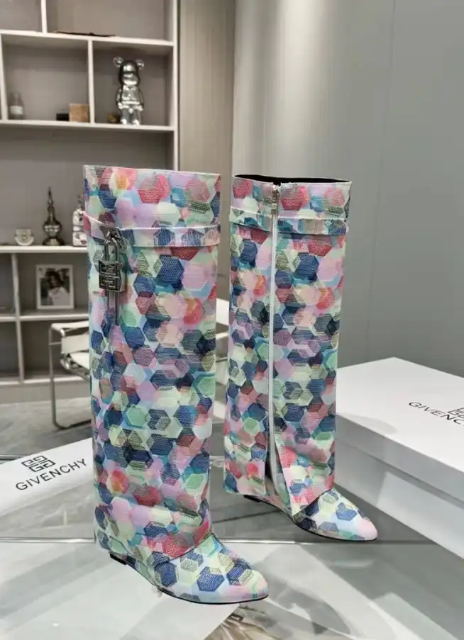 hype Givenchy Boots