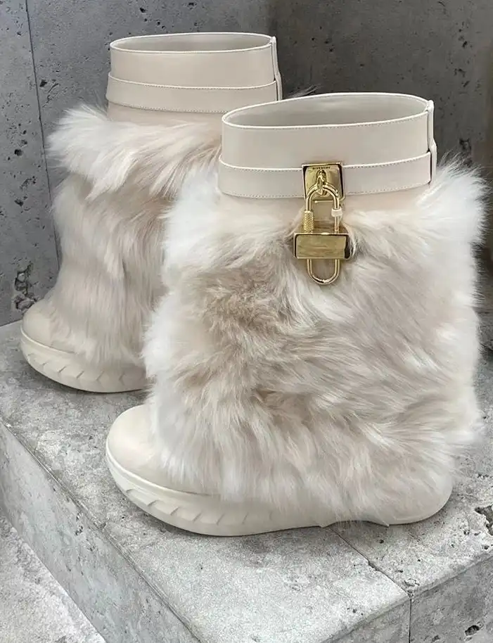 hype Givenchy Boots