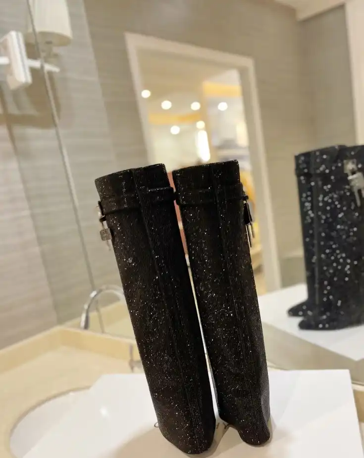 hype Givenchy Boots