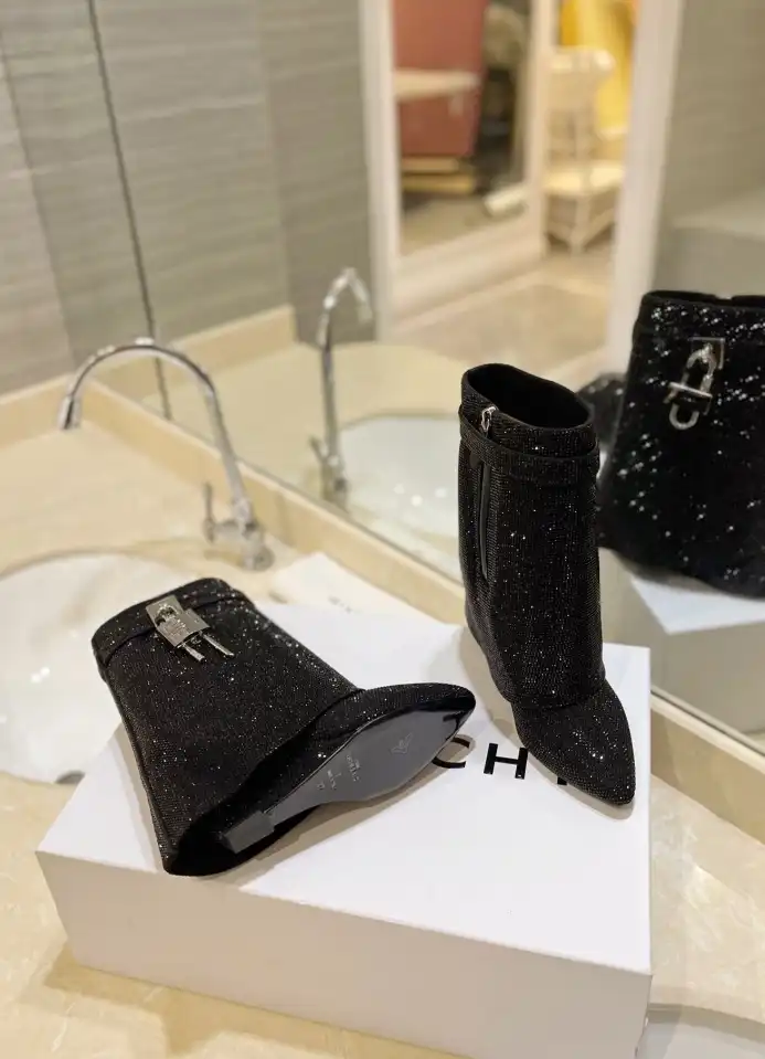 hype Givenchy Boots