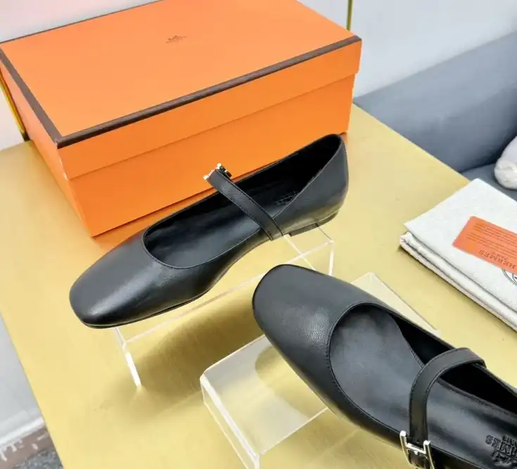 hype Hermes flat shoes