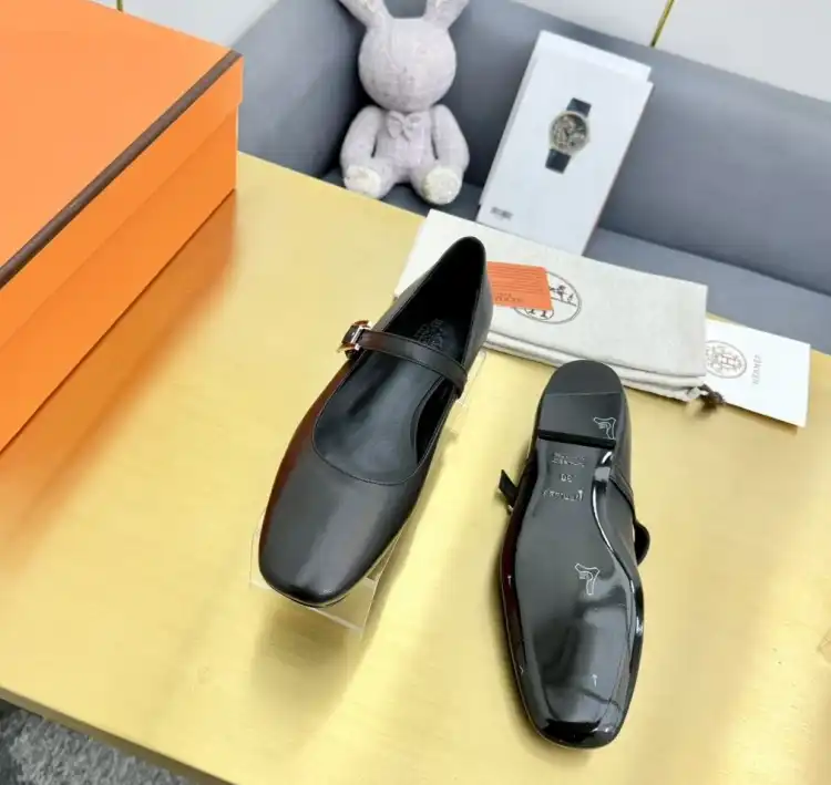 hype Hermes flat shoes