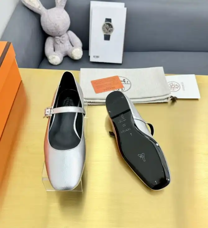 hype Hermes flat shoes