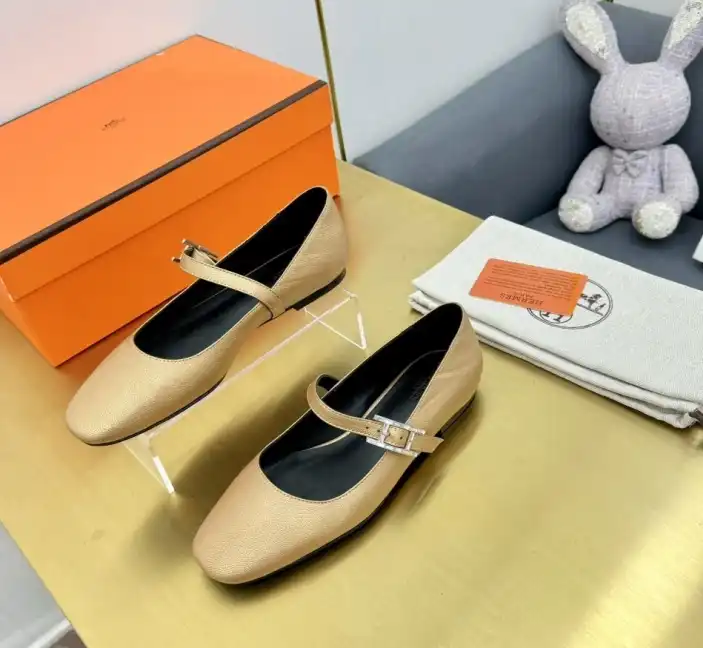 hype Hermes flat shoes